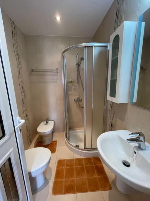 Nerina Apartment Пафос Екстериор снимка