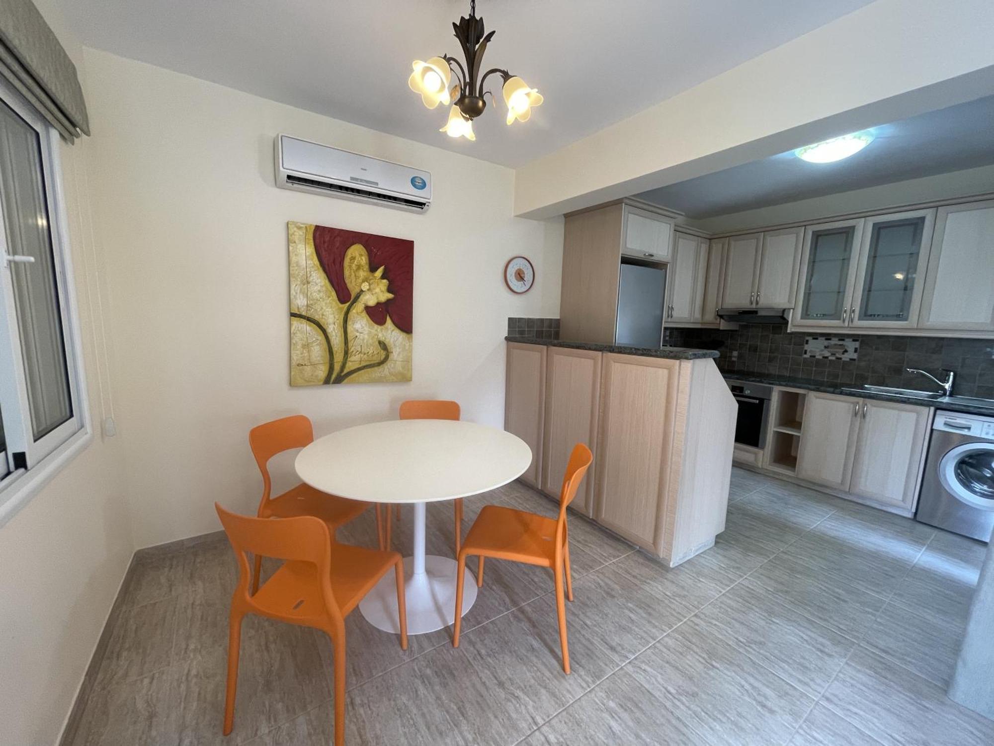 Nerina Apartment Пафос Екстериор снимка